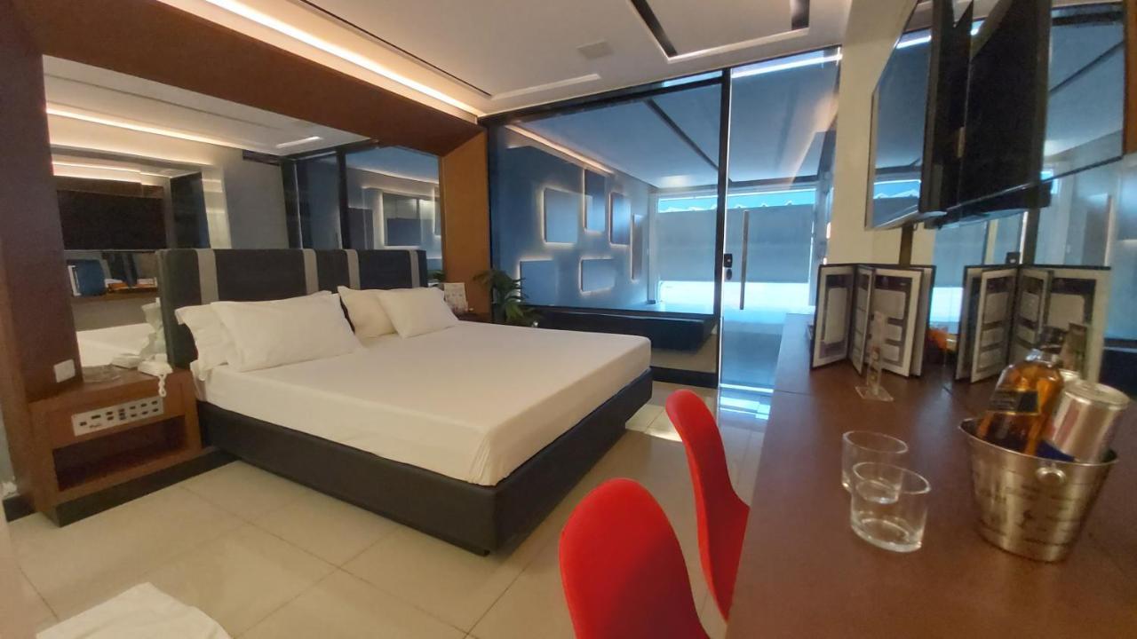 Parati Love hotel *